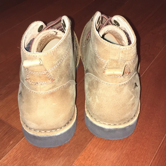 Authentic Tommy Bahama Garrick Boots -NWOT - Picture 3 of 5